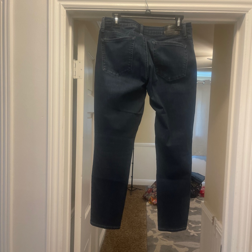 Lucky Jeans